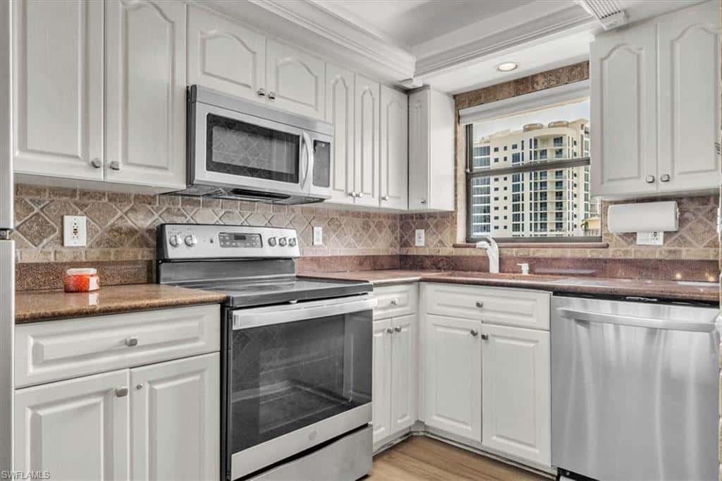 271 Southbay Dr #241, Naples, photo 12