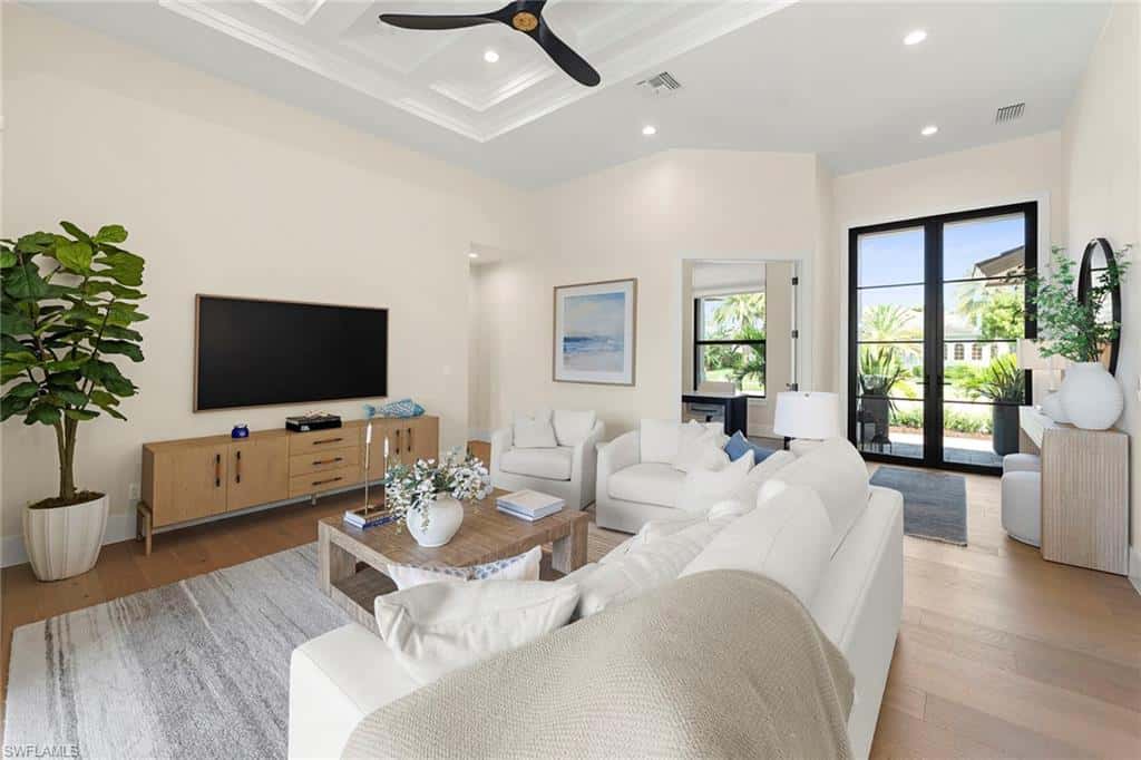 625 Hernando Dr, Marco Island, photo 7