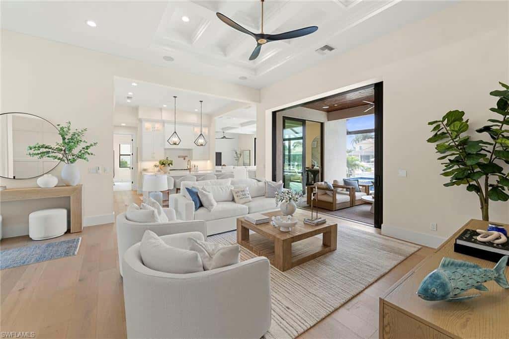 625 Hernando Dr, Marco Island, photo 5
