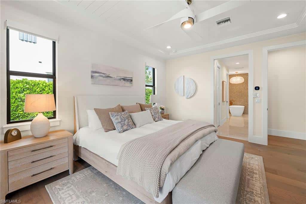 625 Hernando Dr, Marco Island, photo 14