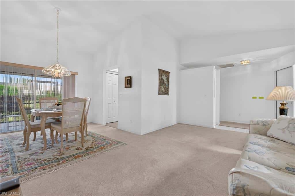 5184 Harrogate Ct, Naples, photo 6
