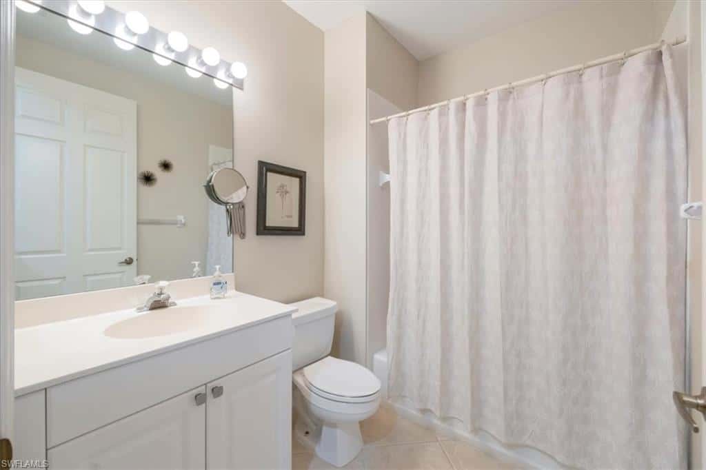 5060 Yacht Harbor Cir #102, Naples, photo 23