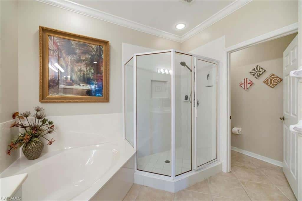 5060 Yacht Harbor Cir #102, Naples, photo 20