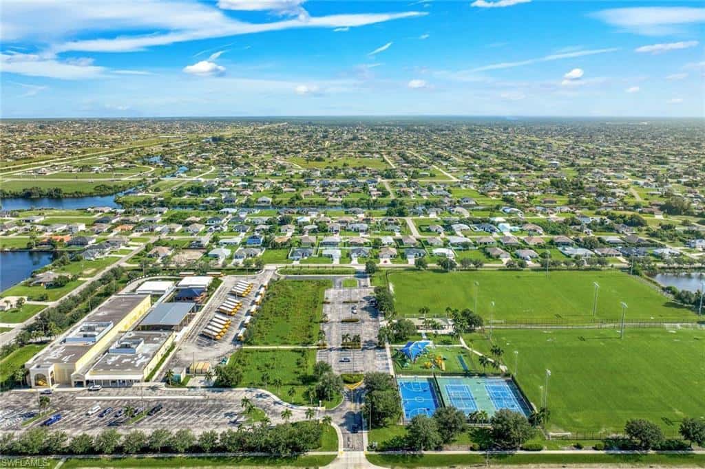 2627 4th Ter, Cape Coral, photo 31
