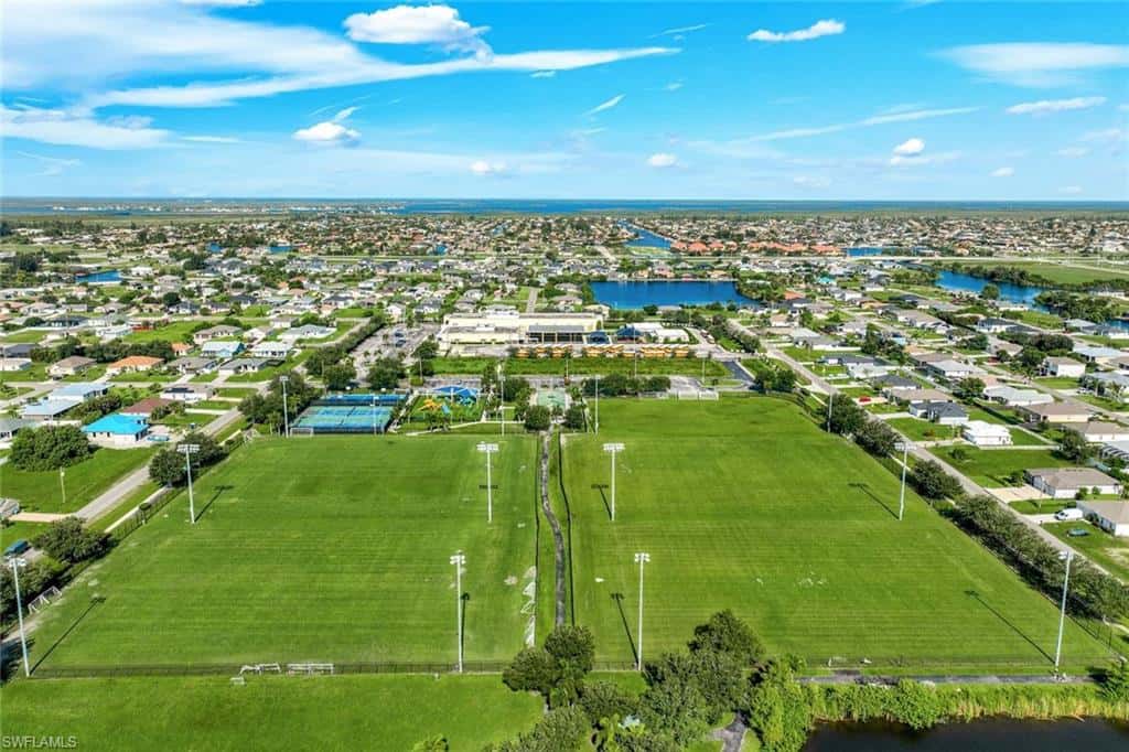 2627 4th Ter, Cape Coral, photo 27