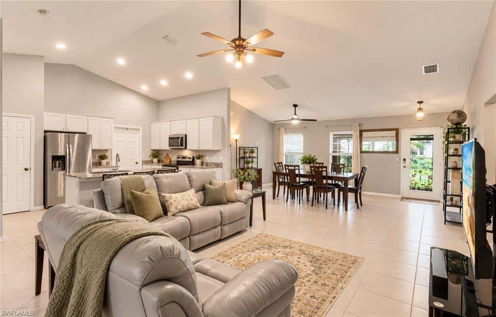2627 4th Ter, Cape Coral, photo 5