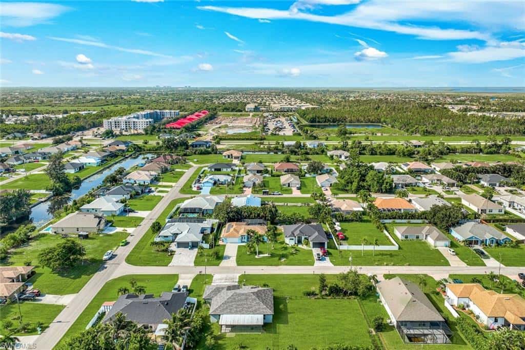 2627 4th Ter, Cape Coral, photo 23