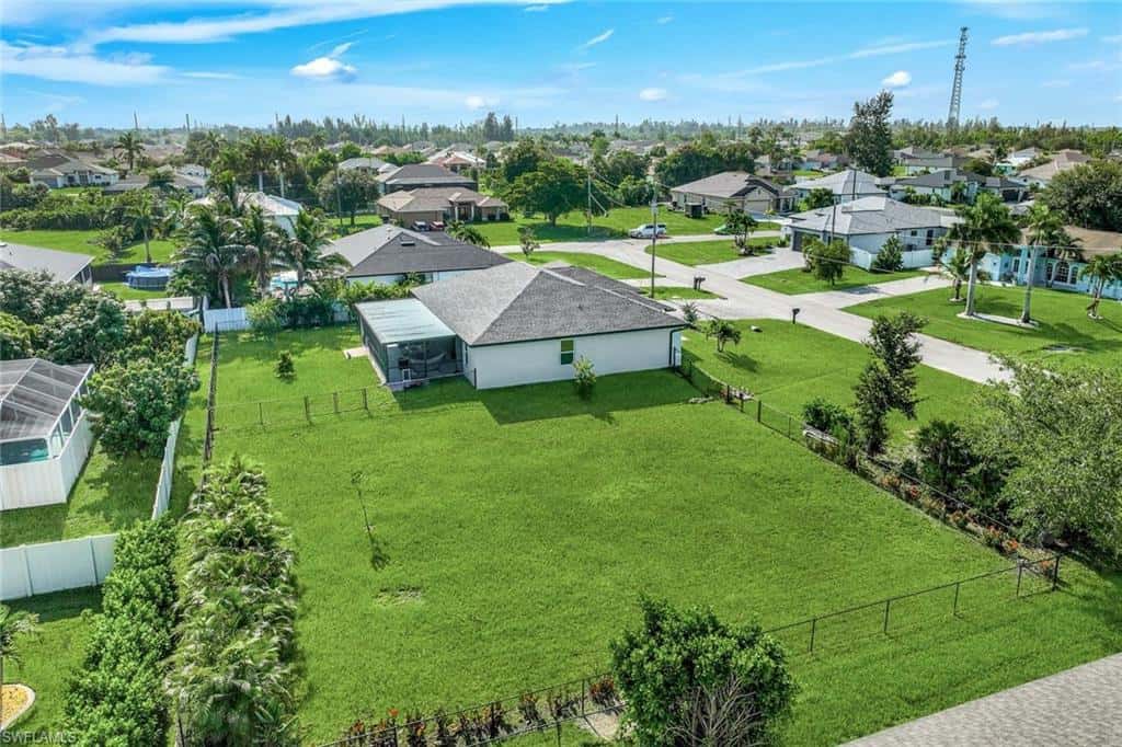 2627 4th Ter, Cape Coral, photo 37