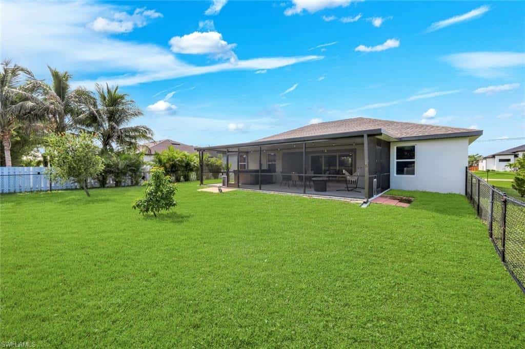2627 4th Ter, Cape Coral, photo 17