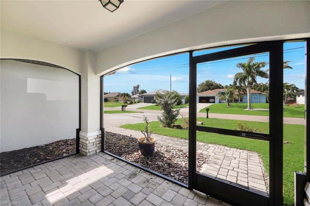 2627 4th Ter, Cape Coral, photo 36