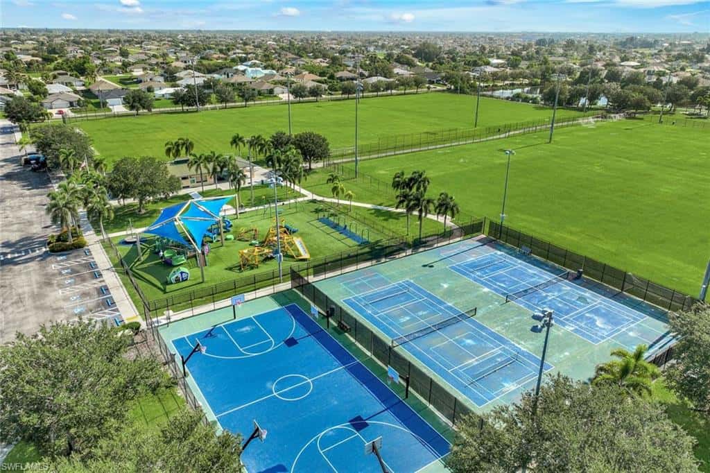 2627 4th Ter, Cape Coral, photo 30