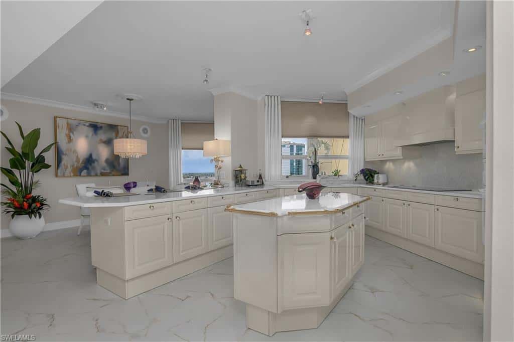 4021 Gulf Shore Blvd #903, Naples, photo 6