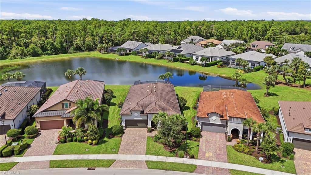 8877 Horned Lark Dr, Naples, photo 46