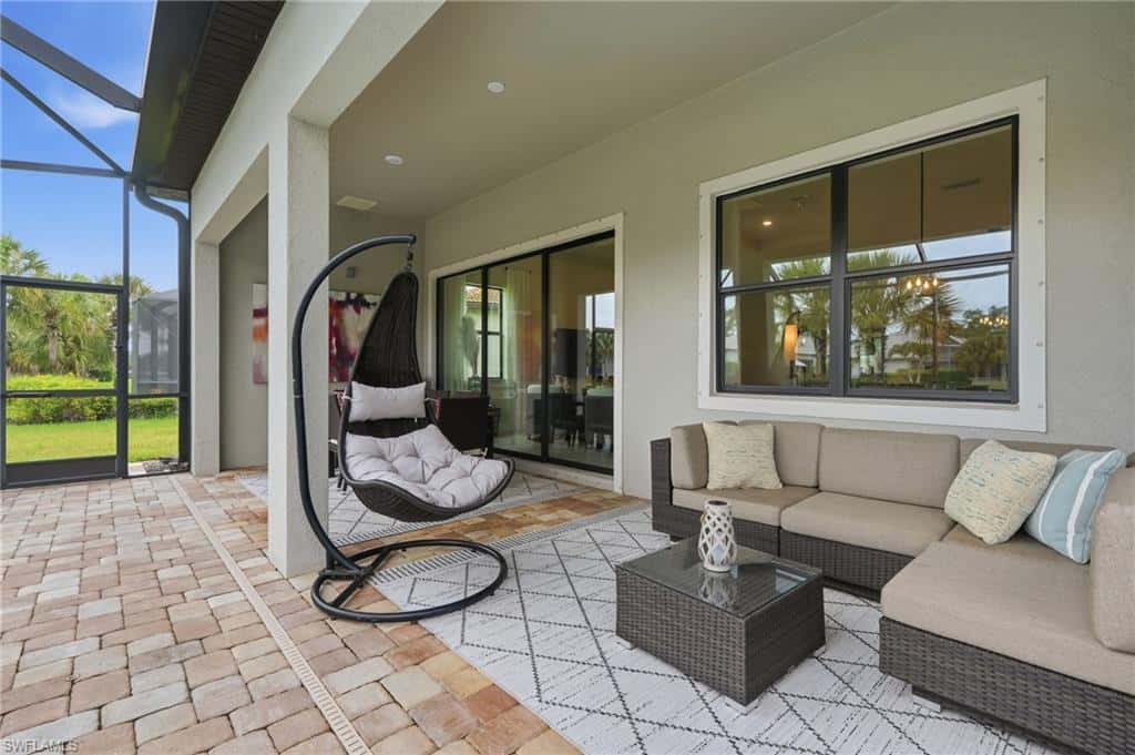 8877 Horned Lark Dr, Naples, photo 32