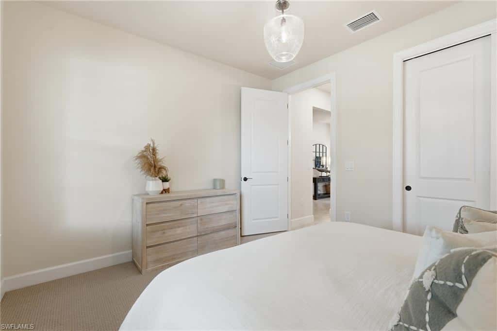 8877 Horned Lark Dr, Naples, photo 24