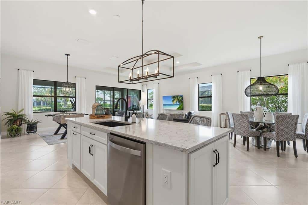 8877 Horned Lark Dr, Naples, photo 14
