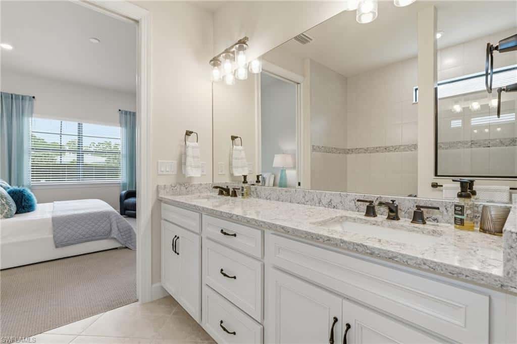 8877 Horned Lark Dr, Naples, photo 21