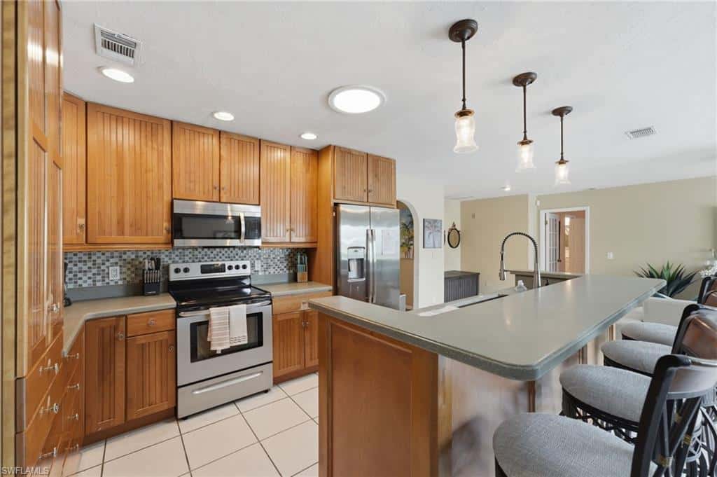 902 El Dorado Pkwy, Cape Coral, photo 11