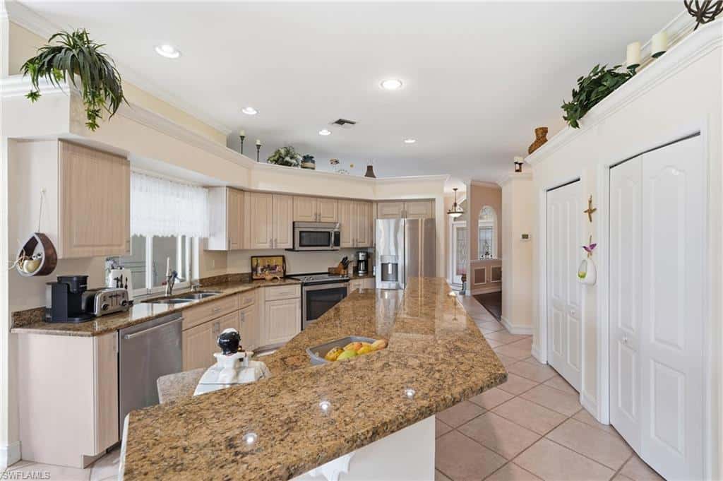 8861 Creek Run Dr, Bonita Springs, photo 17