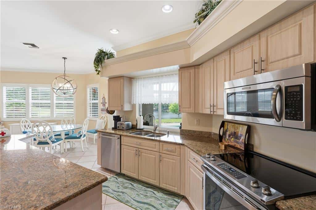 8861 Creek Run Dr, Bonita Springs, photo 18