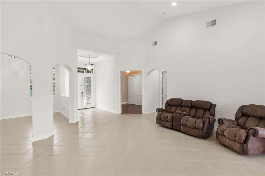 3917 Fabienne Ct, Naples, photo 6
