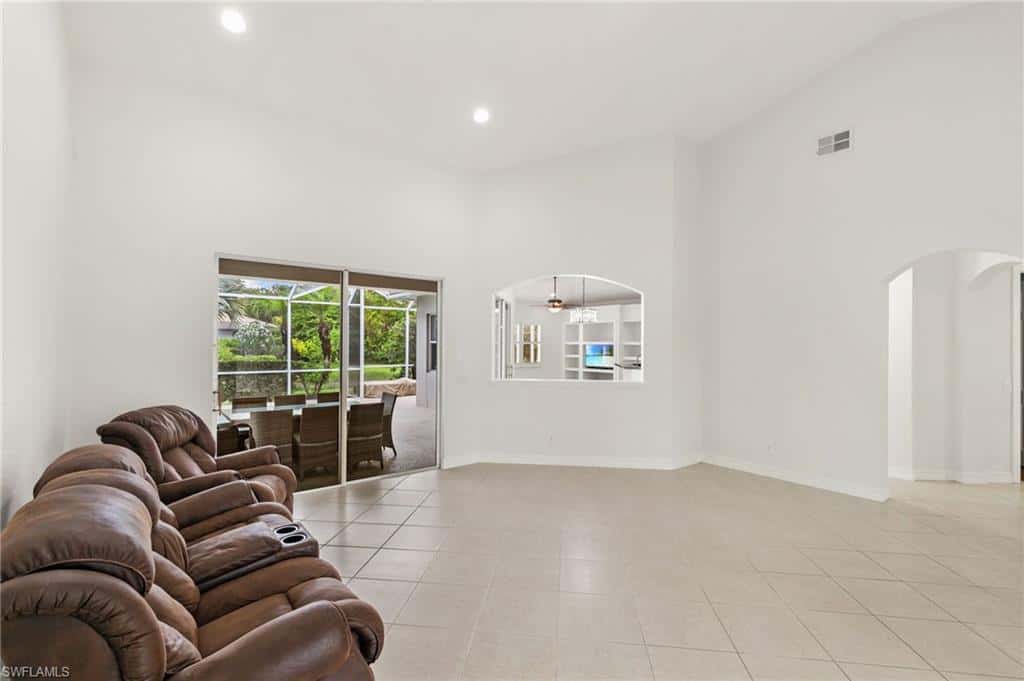 3917 Fabienne Ct, Naples, photo 5