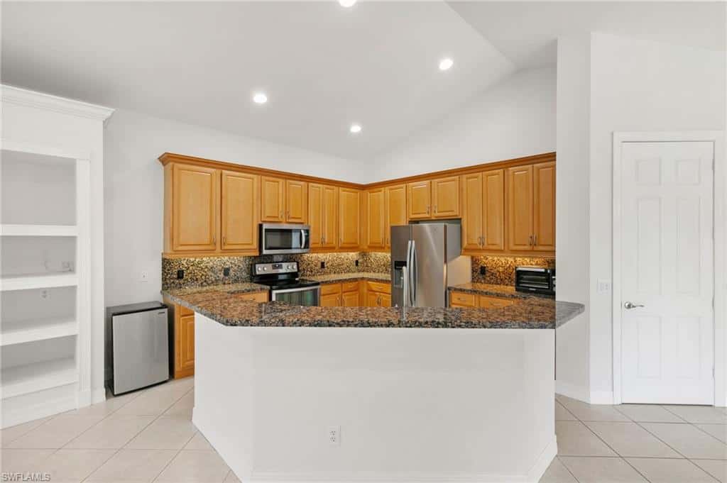 3917 Fabienne Ct, Naples, photo 10