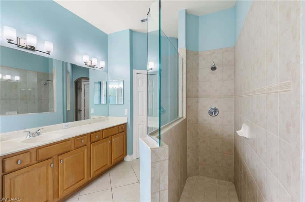 3917 Fabienne Ct, Naples, photo 21
