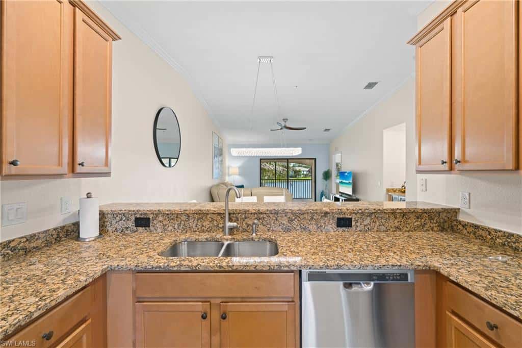 9529 Avellino Way #2825, Naples, photo 6