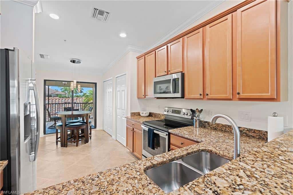 9529 Avellino Way #2825, Naples, photo 7