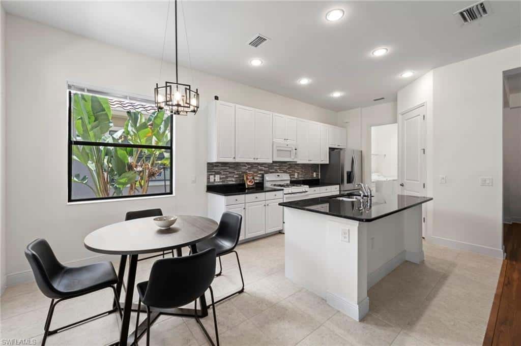 21299 Estero Vista Ct, Estero, photo 17