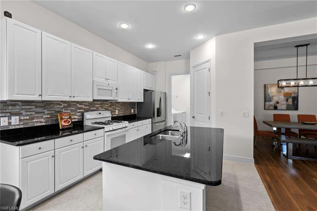 21299 Estero Vista Ct, Estero, photo 19