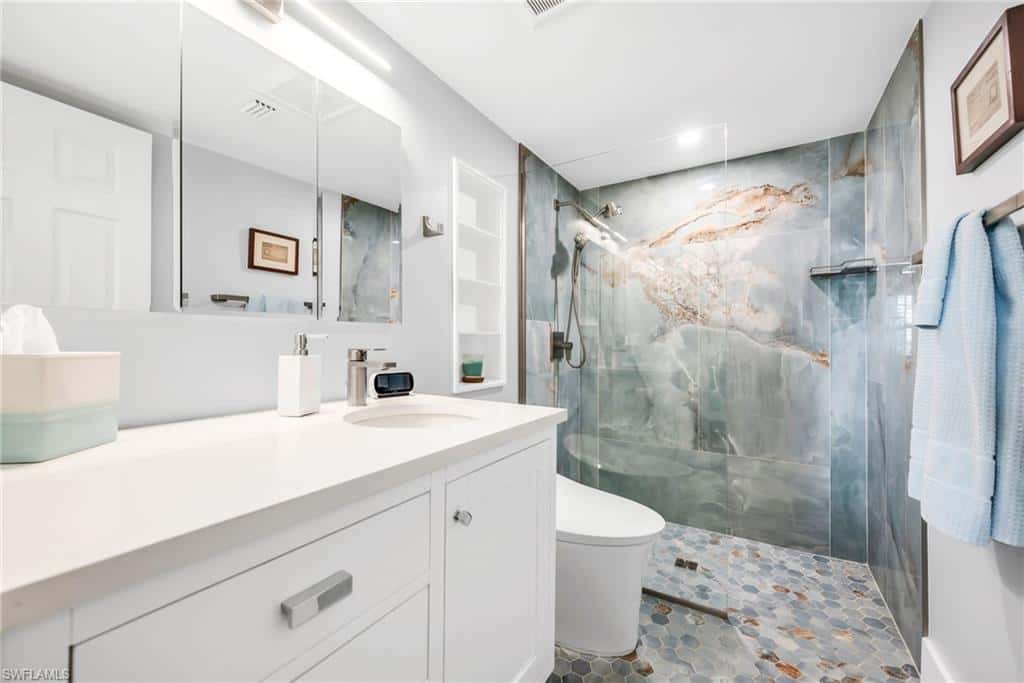 3500 Gulf Shore Blvd #104, Naples, photo 8