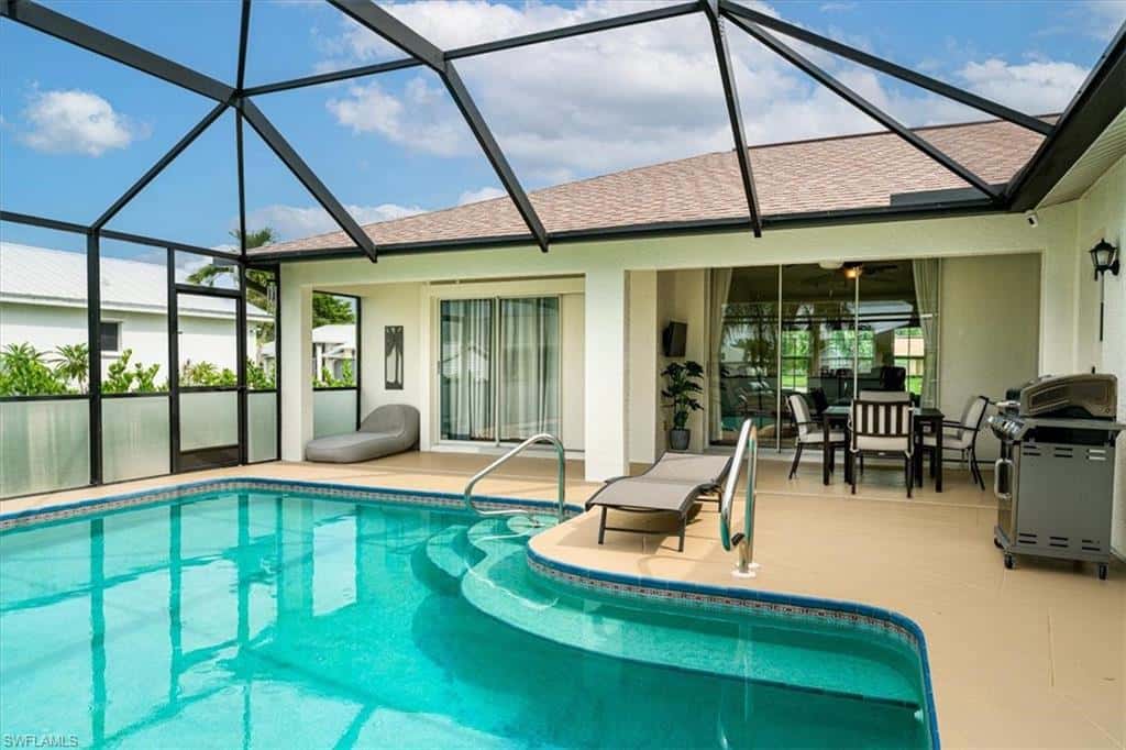 8312 Tahiti Rd, Fort Myers, photo 4