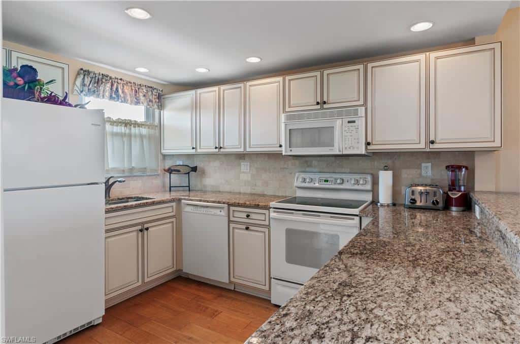 29 High Point Cir #503, Naples, photo 9
