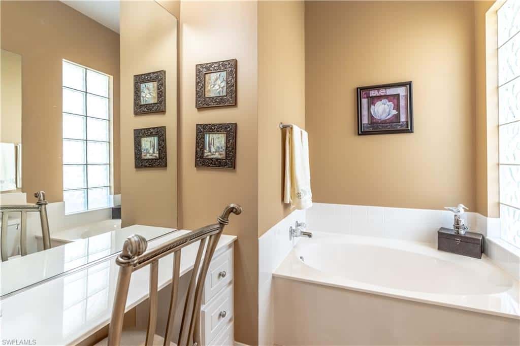 7319 Donatello Ct, Naples, photo 33