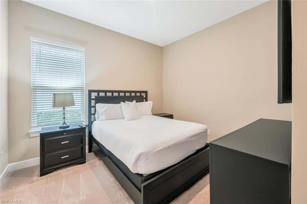 8448 Rosa Ct, Naples, photo 20