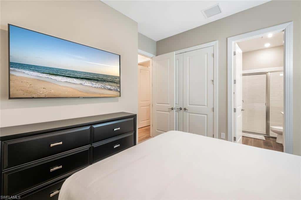 8448 Rosa Ct, Naples, photo 21