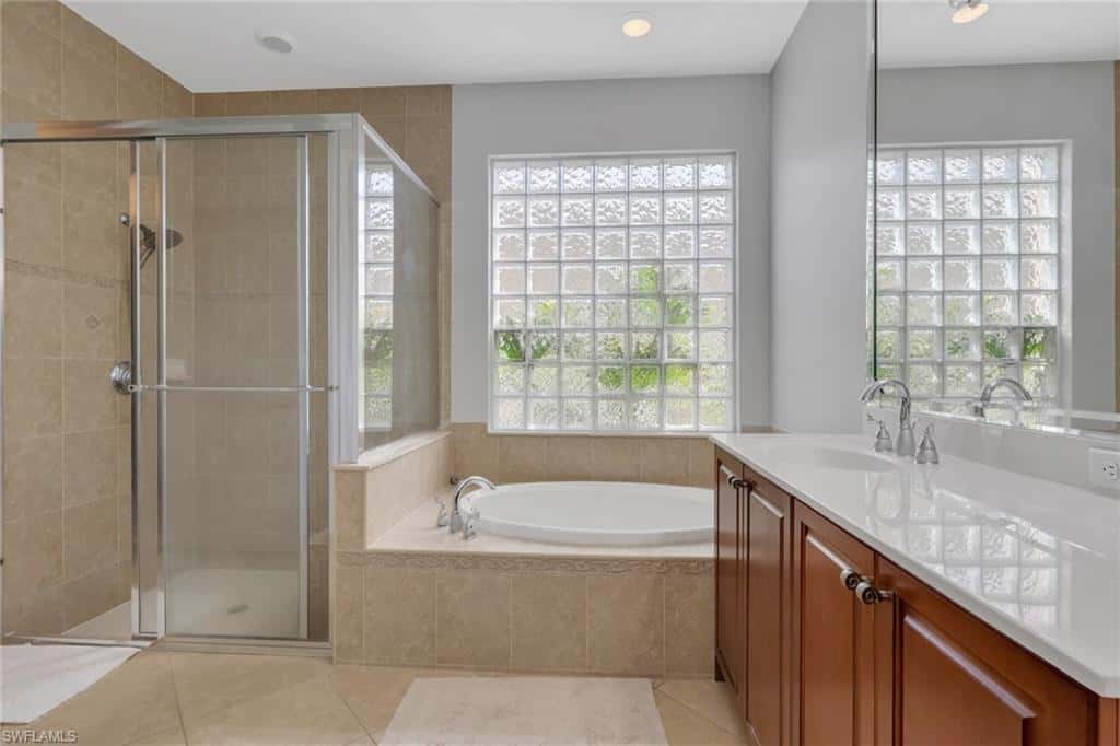 2137 Isla De Palma Cir, Naples, photo 17