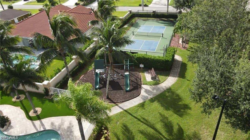 10650 Sir Michaels Place Dr, Bonita Springs, photo 43
