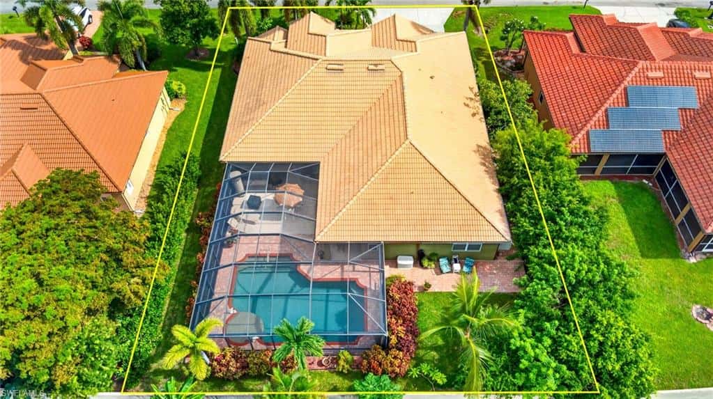 10650 Sir Michaels Place Dr, Bonita Springs, photo 38