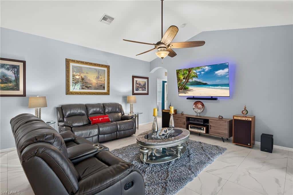 10650 Sir Michaels Place Dr, Bonita Springs, photo 11