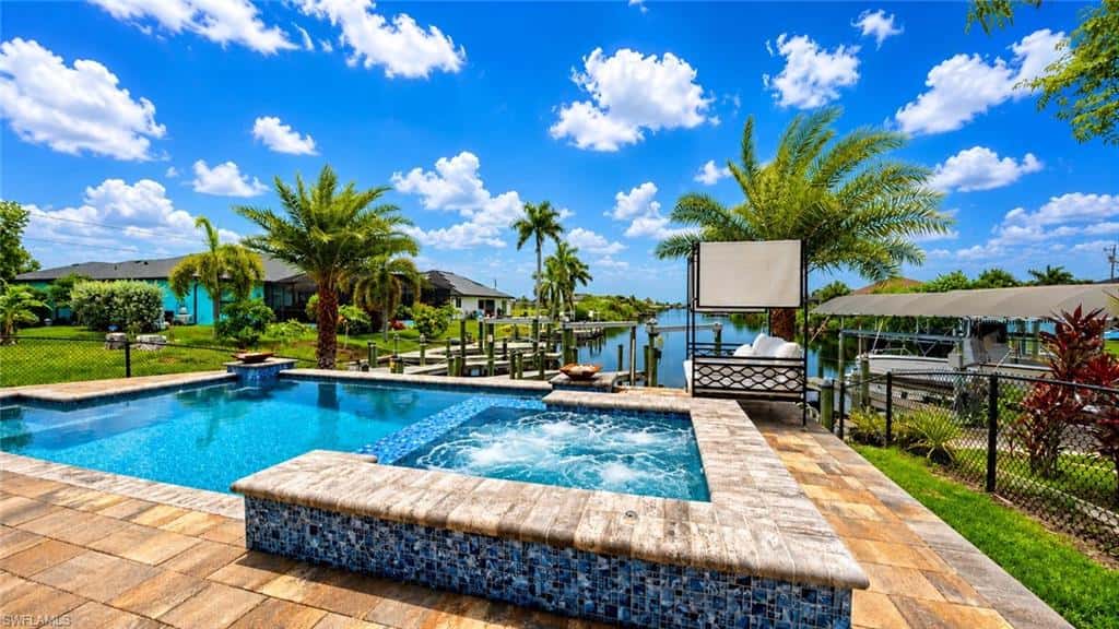 3611 Gulfstream Pkwy, Cape Coral, photo 4