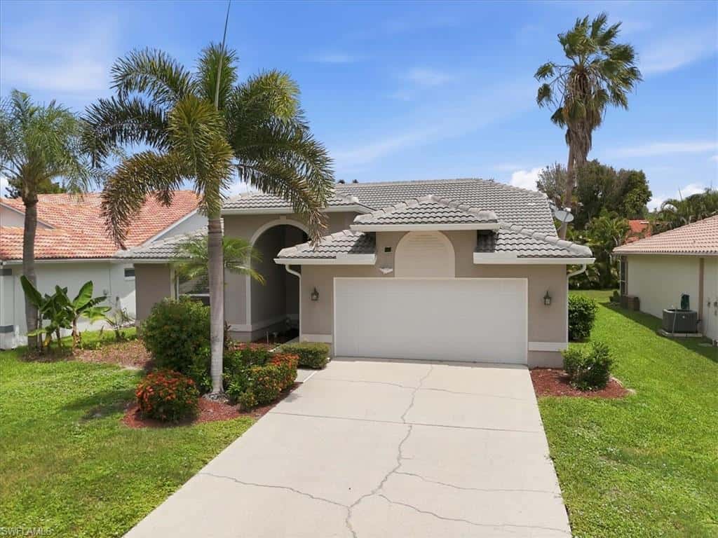 8137 Breton Cir, Fort Myers, photo 9