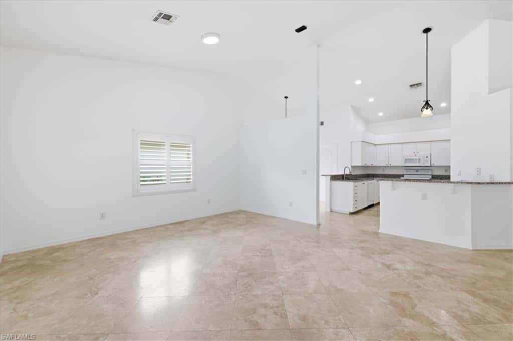 8137 Breton Cir, Fort Myers, photo 18