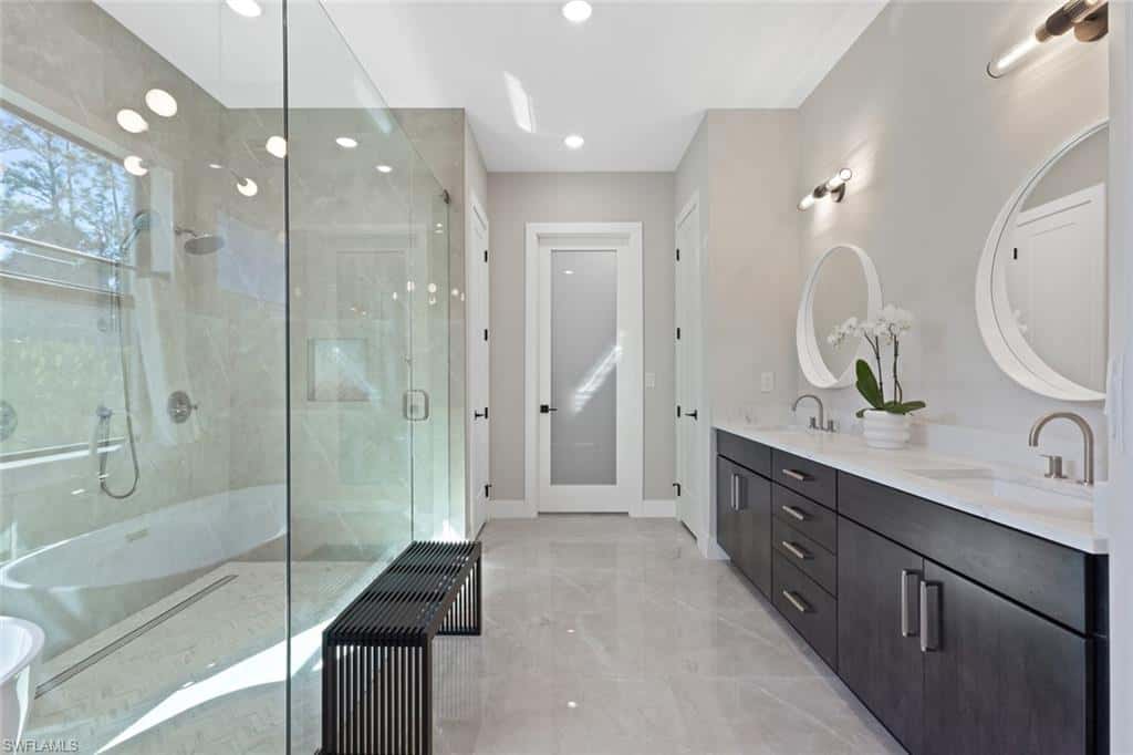 240 Allamanda Way, Naples, photo 16