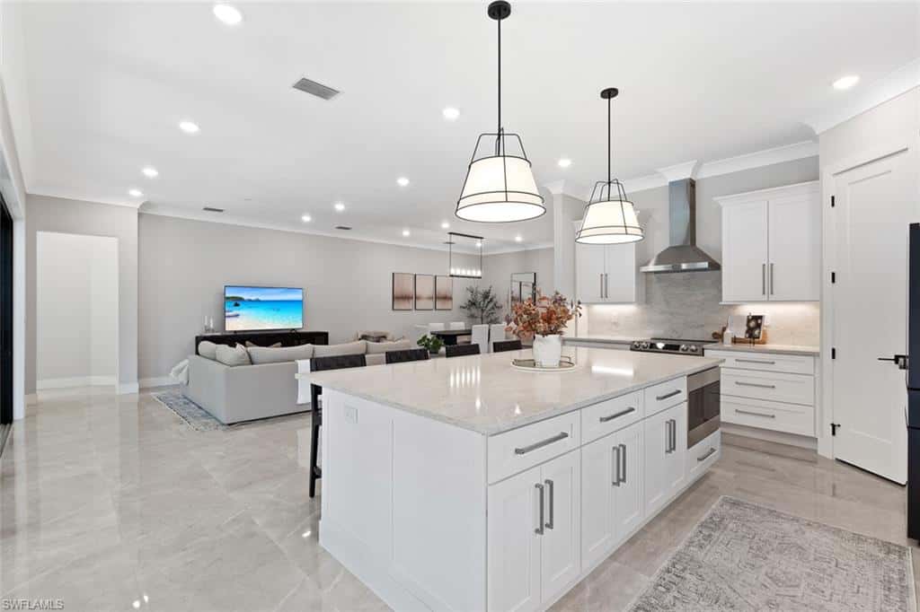 240 Allamanda Way, Naples, photo 12