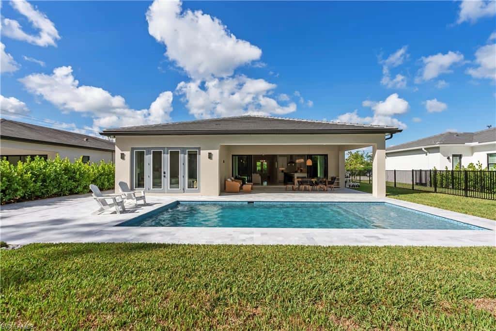 240 Allamanda Way, Naples, photo 8