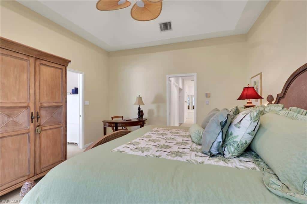 4872 Boulevard Ct, Naples, photo 15
