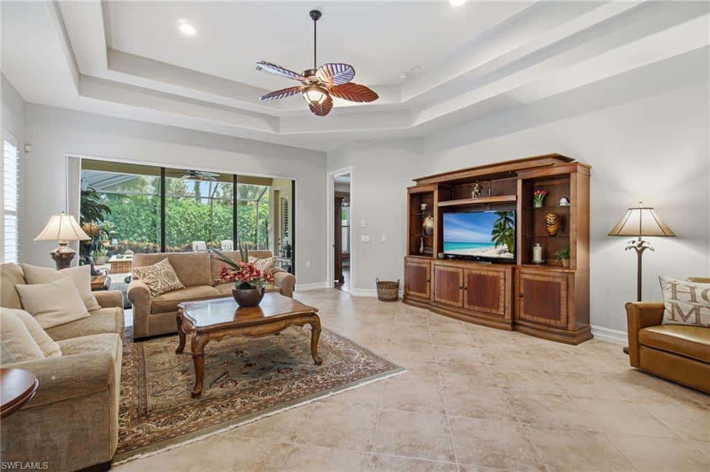 7381 Moorgate Point Way, Naples, photo 6